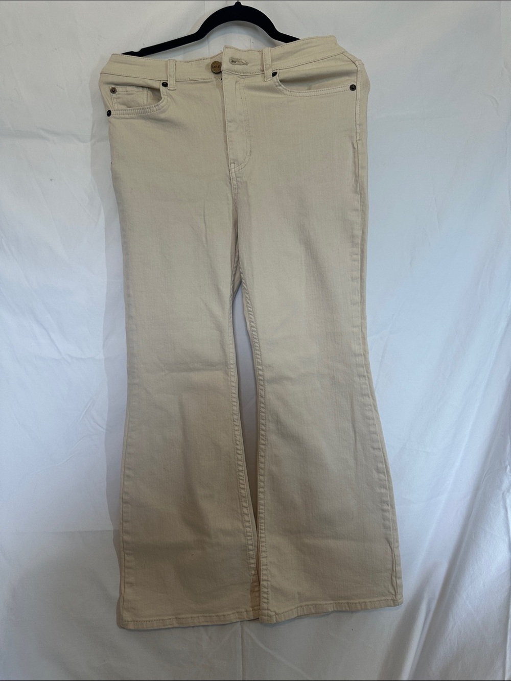 Amuse Society Cream Wide-Leg Flare Jeans